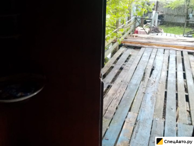 Прицеп пчеловоз с будкой