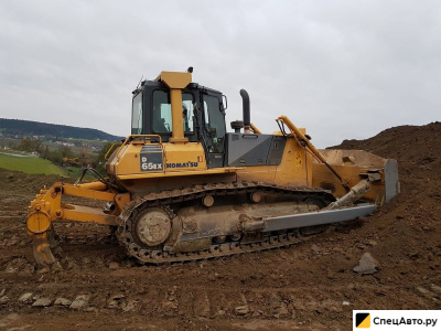 Средний бульдозер Komatsu D65