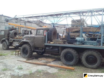 Мобильная буровая установка ЗИЛ 131 УРБ-2,5