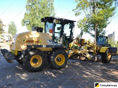 Средний автогрейдер New Holland F156.6