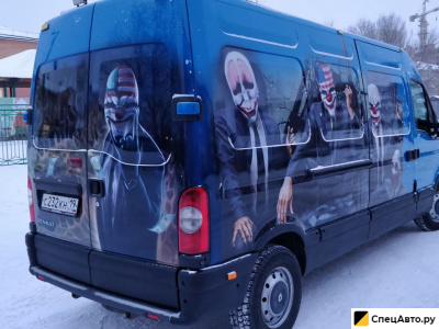 Цельнометаллический фургон Renault Master