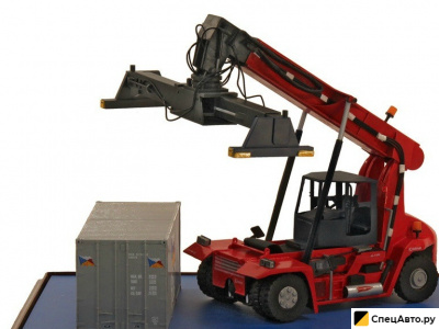 Ричстакер Kalmar DFR420-450L