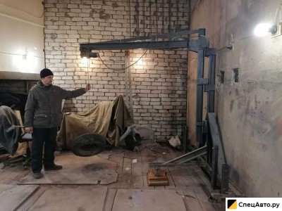 Консольный кран