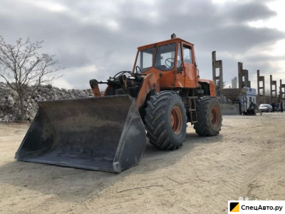 Фронтальный погрузчик ХТЗ Т-156