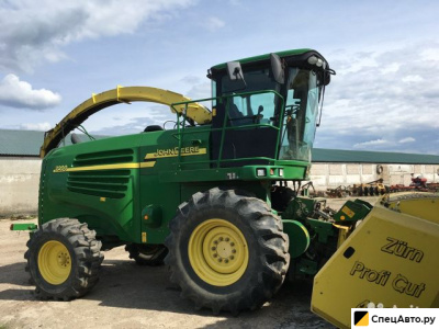 Кормоуборочный комбайн John Deere 7200