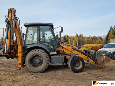 Экскаватор-погрузчик CASE 570 ST