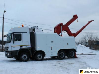 Грузовой эвакуатор Mercedes-Benz