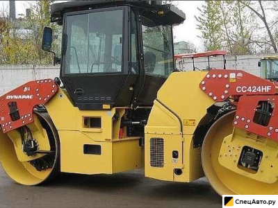 Вибрационный комбинированный каток        Dynapac CC 424 HF