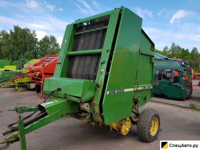 Пресс-подборщик John Deere 550