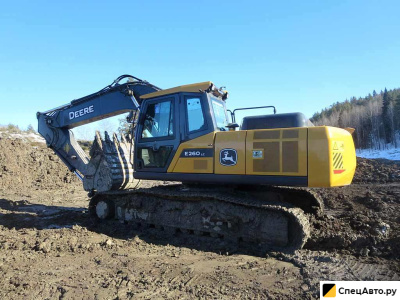 Гусеничный экскаватор John Deere E 260LC