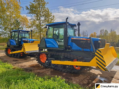 Гусеничный трактор ВгТЗ ВТ-90