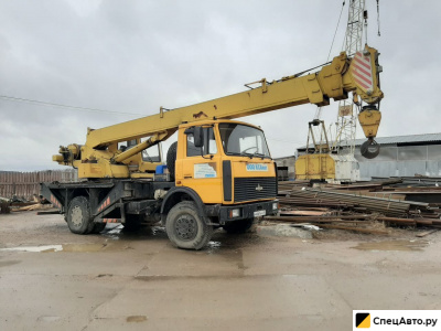 Автокран Машека КС-3579-4 на шасси МАЗ