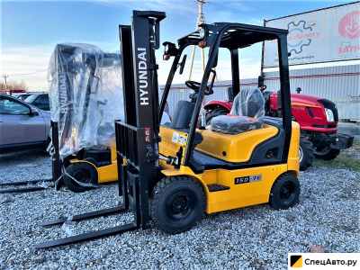 Вилочный погрузчик Hyundai 15D-7E