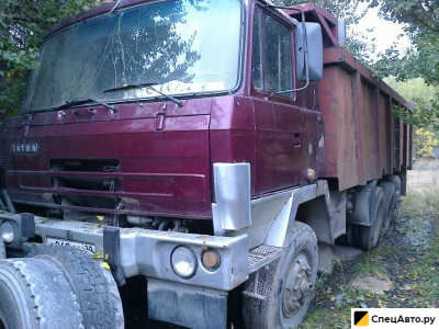 Самосвал Tatra 815 