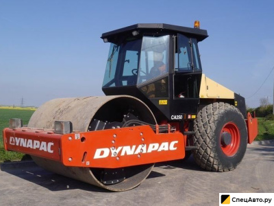 Вибрационный комбинированный каток        Dynapac CA250