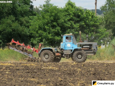 Вспашка т150