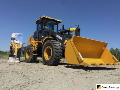 Фронтальный погрузчик XCMG LW300FN