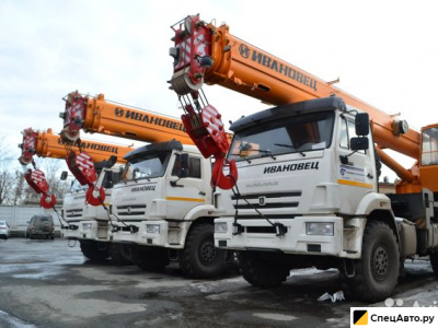 Автокран Ивановец КС-45717К-3Р на шасси КамАЗ 43118