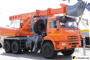 Экскаватор-планировщик UDS 224 на шасси КамАЗ-43118