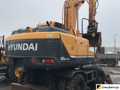 Колесный экскаватор Hyundai R180W-9