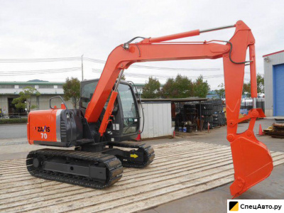 Гусеничный экскаватор Hitachi ZX70-5G