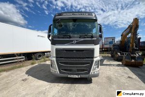 Седельный тягач Volvo FH