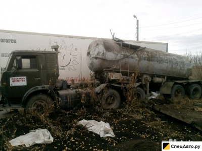 Цементовоз КамАЗ