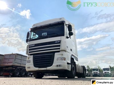 Седельный тягач DAF XF 105