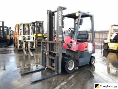 Вилочный погрузчик Nissan NJ01A15