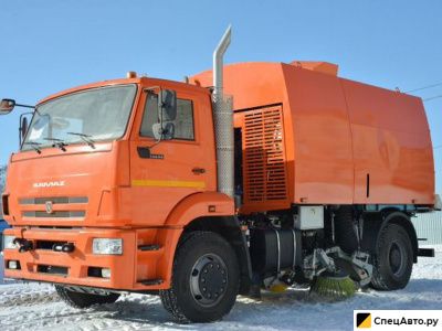 Вакуумная подметально-уборочная машина КО-318Д на шасси КамАЗ 53605