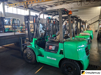 Вилочный погрузчик Dalian CPCD35BB