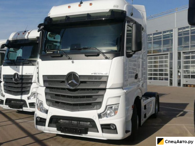 Седельный тягач Mercedes-Benz Actros