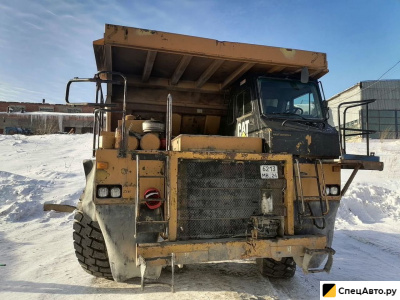 Карьерный самосвал Caterpillar 777Е