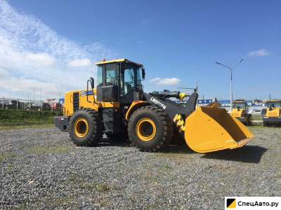 Фронтальный погрузчик XCMG LW500FN