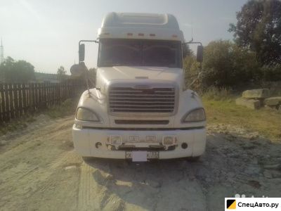 Седельный тягач Freightliner