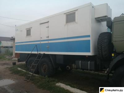 Транспортно-бытовой фургон