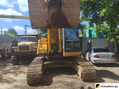 Гусеничный экскаватор JCB JS220LC