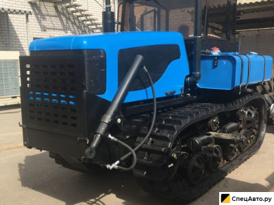 Гусеничный трактор ВгТЗ ДТ-75М