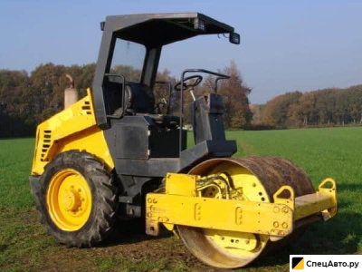 Вибрационный комбинированный каток        Bomag BW 124 DH-3 тротуарный