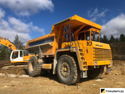 Карьерный самосвал Белаз 7547