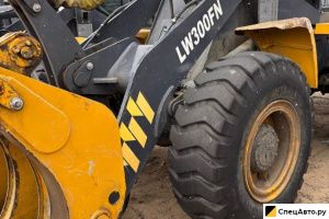 Фронтальный погрузчик XCMG LW300FN