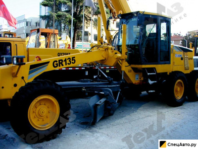 Автогрейдер XCMG GR135