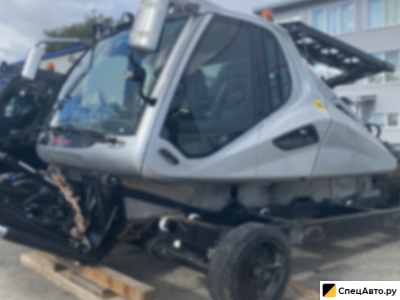 Ратрак и снегоуплотнительная машина Prinoth BEAST