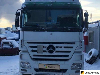 Седельный тягач Mercedes-Benz Actros 1844