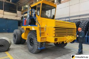 Карьерный самосвал Белаз 7540B