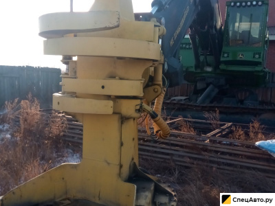 Валочно-пакетирующая машина John Deere 909k