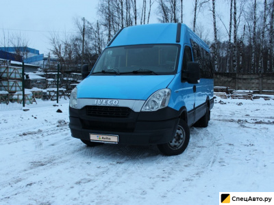 Микроавтобус Iveco Daily