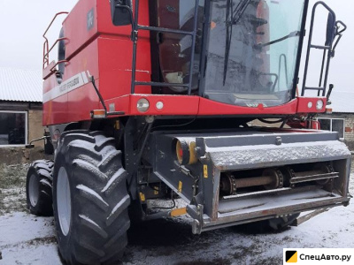 Зерноуборочный комбайн Massey Ferguson 7646