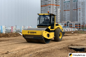 Вибрационный двухвальцовый каток Bomag DW213D5