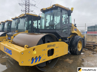 Грунтовый каток XCMG XS143